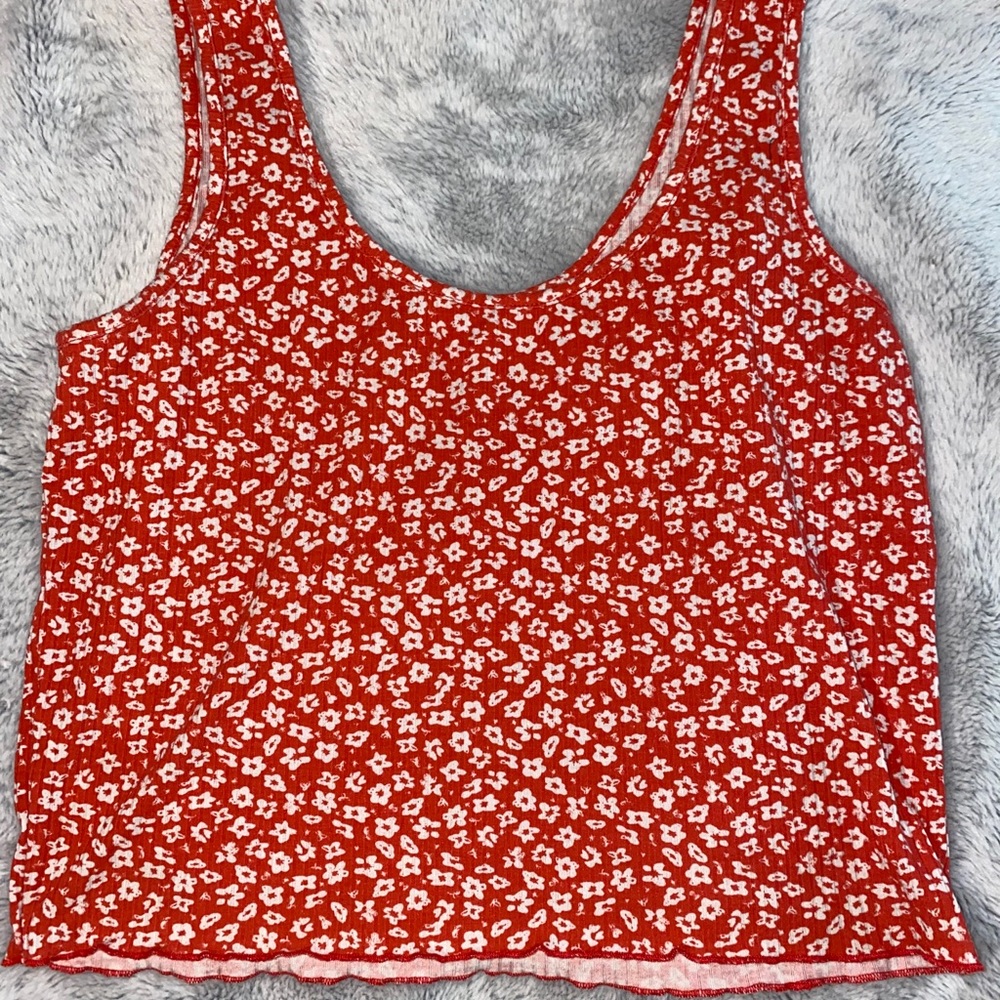 floral tank top